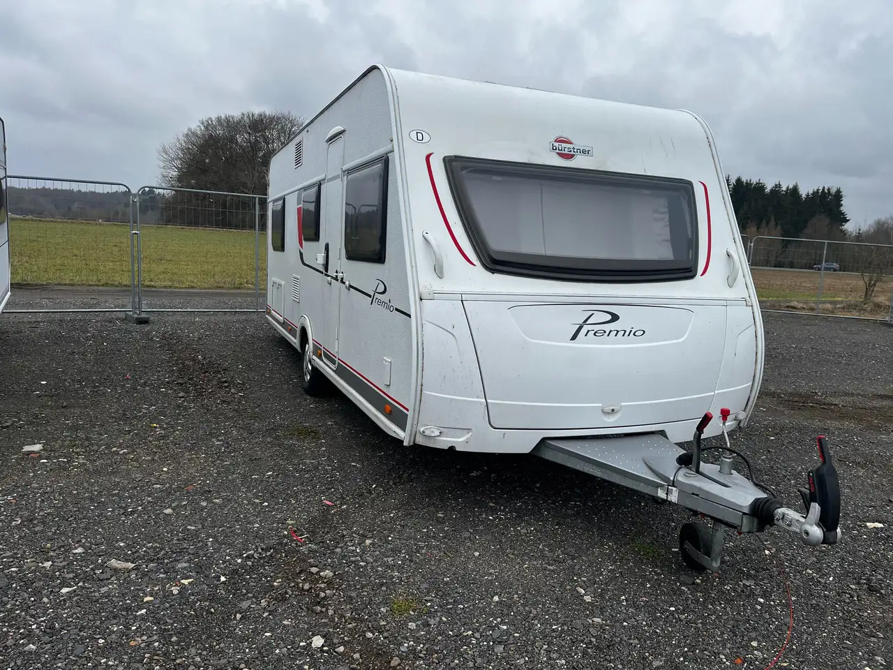 Bürstner Premio 530 TL Mover Dachklimaanlage Einzelbetten - Caravan: picture 1 Bürstner Premio 530 TL Mover Dachklimaanlage Einzelbetten - Caravan: picture 1