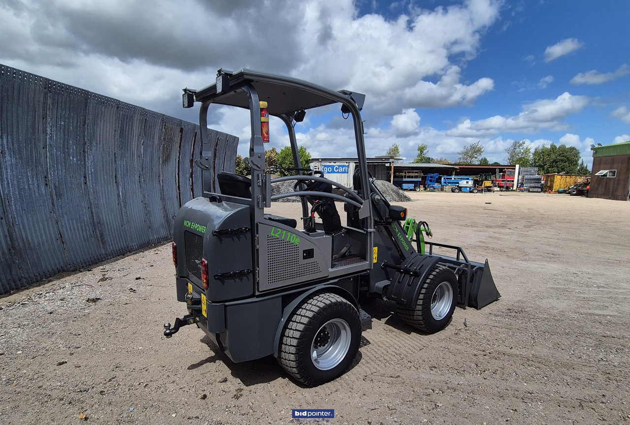 WCM-L2110e - Compact loader: picture 5 WCM-L2110e - Compact loader: picture 5