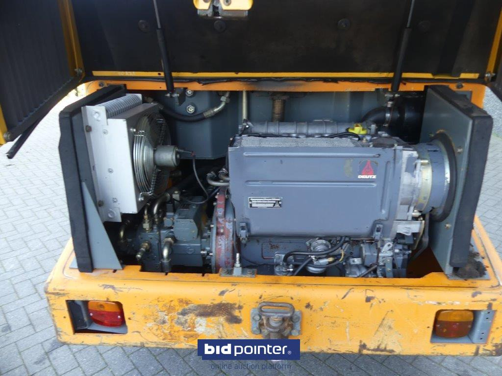 Wheel loader Zettelmeyer ZL 602 Year 1992: picture 17