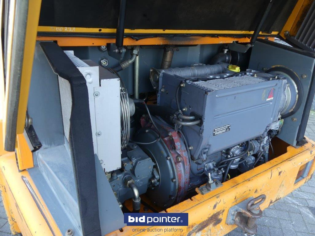 Wheel loader Zettelmeyer ZL 602 Year 1992: picture 18