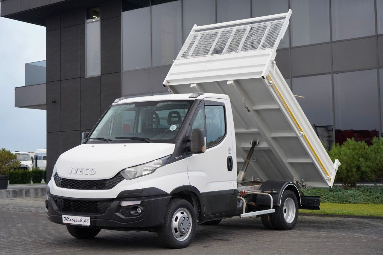 Iveco DAILY 35-130 / WYWROTKA TYLNOZSYPOWA / BLIŹNIAK - Tipper van: picture 1 Iveco DAILY 35-130 / WYWROTKA TYLNOZSYPOWA / BLIŹNIAK - Tipper van: picture 1