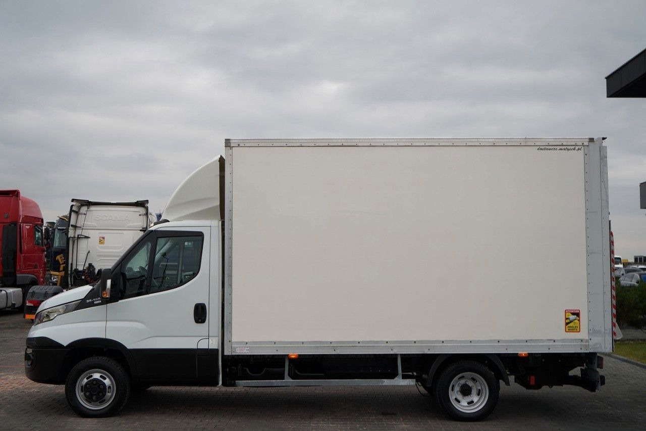 Iveco DAILY 35-140 / KONTENER 4,2 M / WINDA / BLIŹNIAK - Refrigerated van: picture 4 Iveco DAILY 35-140 / KONTENER 4,2 M / WINDA / BLIŹNIAK - Refrigerated van: picture 4