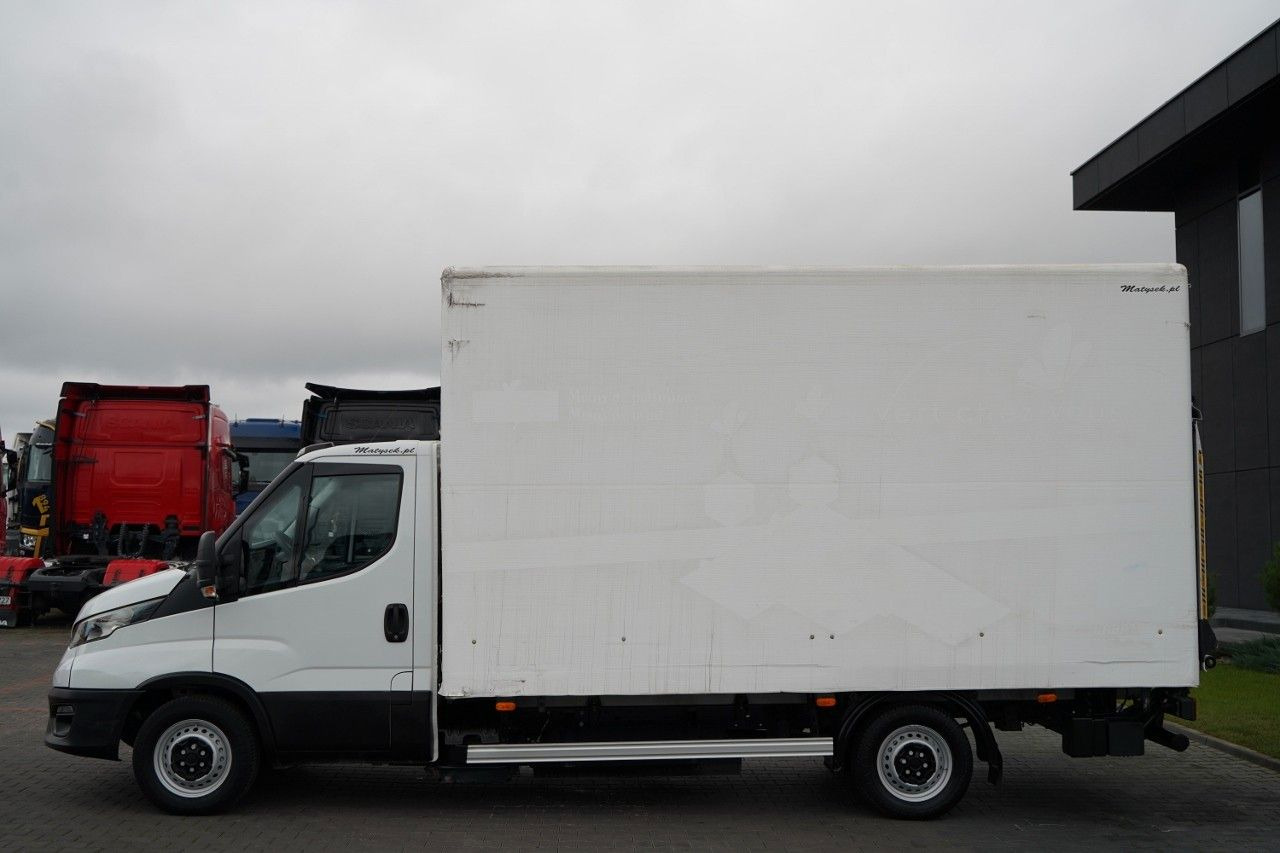 Iveco DAILY 35-NP / CNG / KONTENER / MANUAL / WINDA P - Refrigerated van: picture 5 Iveco DAILY 35-NP / CNG / KONTENER / MANUAL / WINDA P - Refrigerated van: picture 5