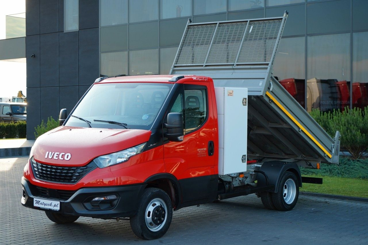 Iveco DAILY 35C12D / - Tipper van: picture 2 Iveco DAILY 35C12D / - Tipper van: picture 2