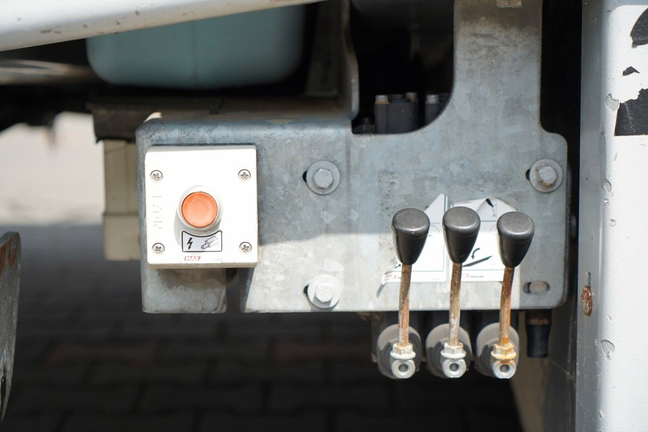 Low loader semi-trailer MAX TRAILLER  NACZEPA LAWETA / NISKOPODWOZIOWA / 12,: picture 13