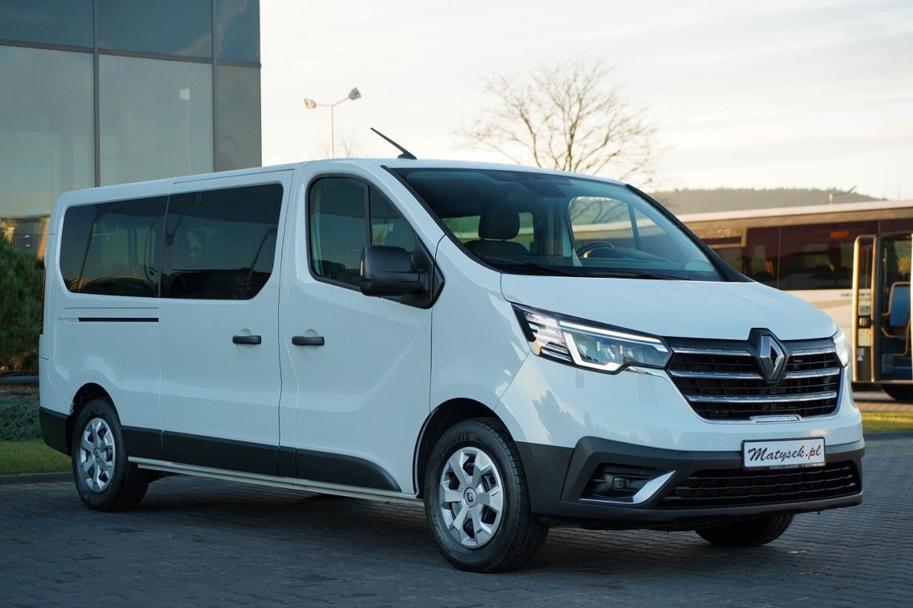 Renault TRAFIC III / BUS / 9 MIEJSC / PIERWSZY WŁAŚCICIE - Passenger van: picture 2 Renault TRAFIC III / BUS / 9 MIEJSC / PIERWSZY WŁAŚCICIE - Passenger van: picture 2