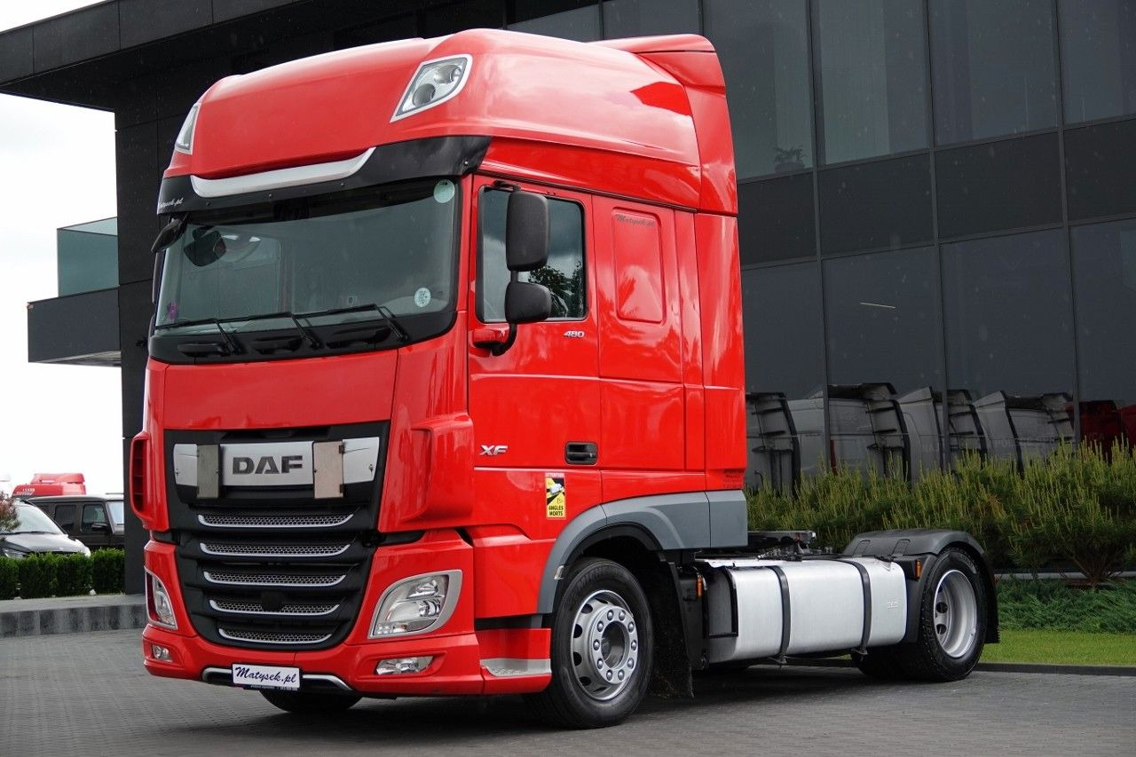 DAF XF 480 / LOW DECK / MEGA / 2021 / SSC / PO ZŁOTY - Tractor unit: picture 4 DAF XF 480 / LOW DECK / MEGA / 2021 / SSC / PO ZŁOTY - Tractor unit: picture 4