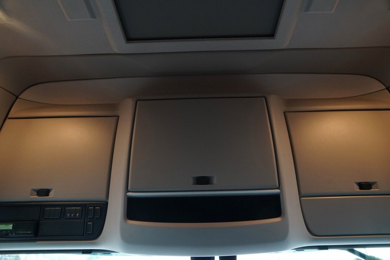 Tractor unit DAF XF 480 / SUPER SPACE CAB / 2021: picture 33 Tractor unit DAF XF 480 / SUPER SPACE CAB / 2021: picture 33