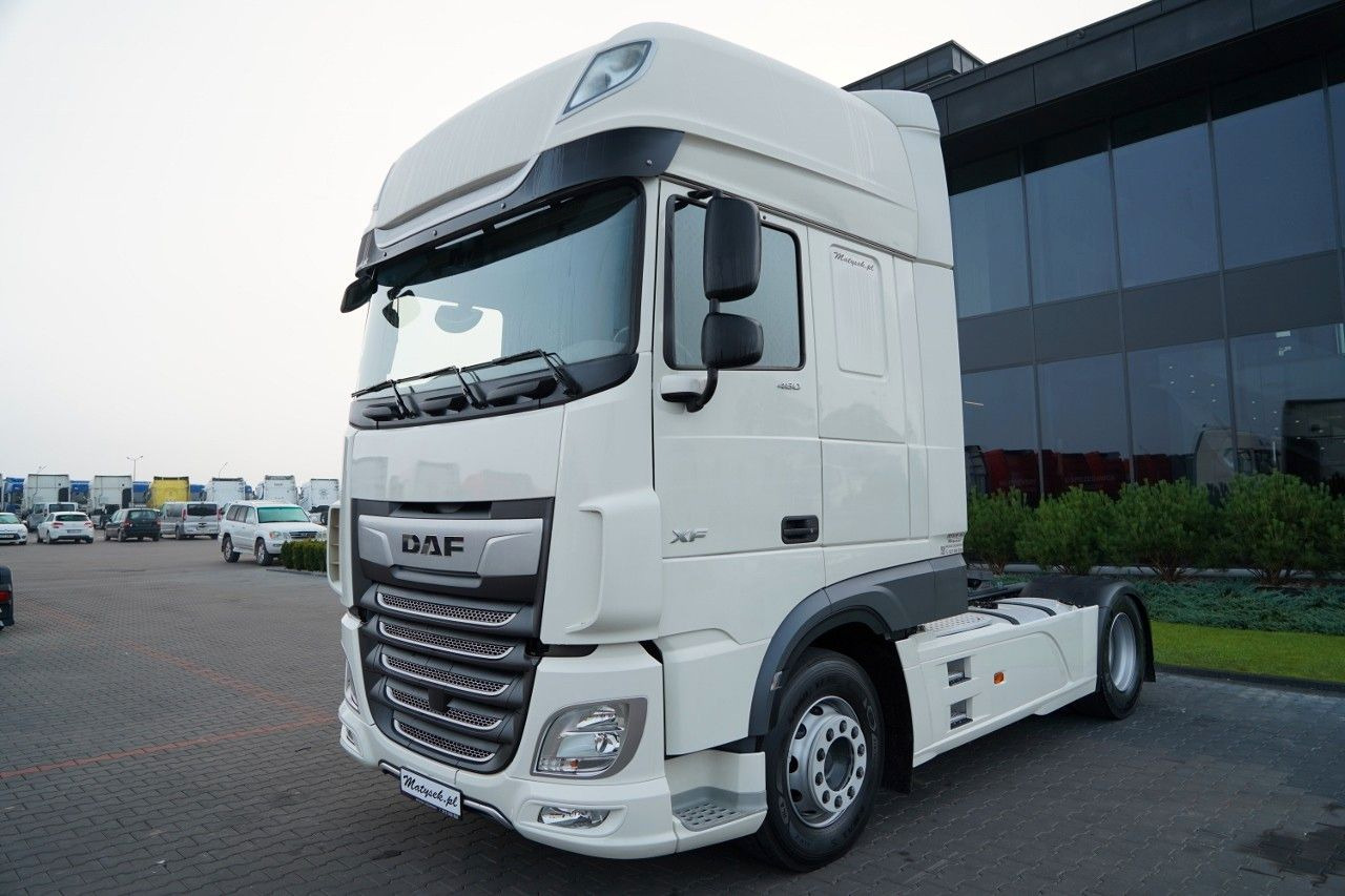 DAF XF 480 / SUPER SPACE CAB / OPONY 100% / 2021 ROK - Tractor unit: picture 4 DAF XF 480 / SUPER SPACE CAB / OPONY 100% / 2021 ROK - Tractor unit: picture 4
