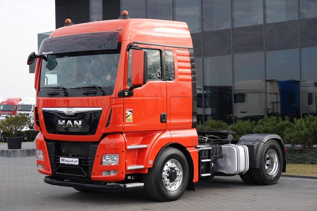 MAN TGX 18.440 / 4x4 / HYDRAULIKA / HYDRODRIVE / EUR MAN TGX 18.440 / 4x4 / HYDRAULIKA / HYDRODRIVE / EUR - Tractor unit: picture 2 MAN TGX 18.440 / 4x4 / HYDRAULIKA / HYDRODRIVE / EUR MAN TGX 18.440 / 4x4 / HYDRAULIKA / HYDRODRIVE / EUR - Tractor unit: picture 2