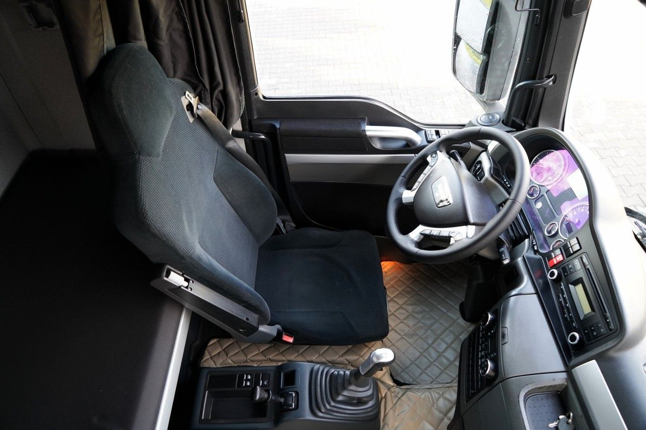 Leasing of  MAN TGX 18.440 / XLX / MEGA / MANUAL / LOW DECK MAN TGX 18.440 / XLX / MEGA / MANUAL / LOW DECK: picture 28