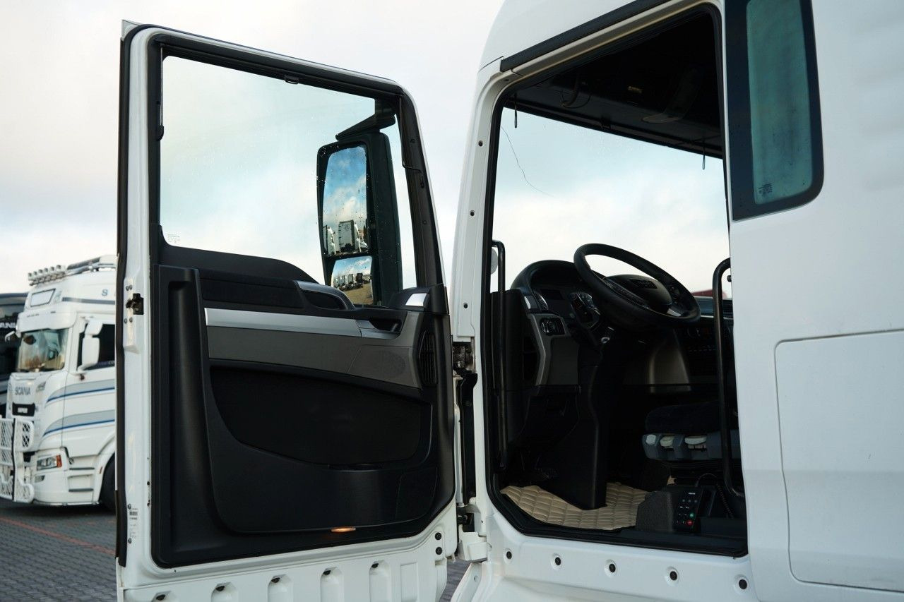 Leasing of  MAN TGX 18.440 / XLX / MEGA / MANUAL / LOW DECK MAN TGX 18.440 / XLX / MEGA / MANUAL / LOW DECK: picture 22