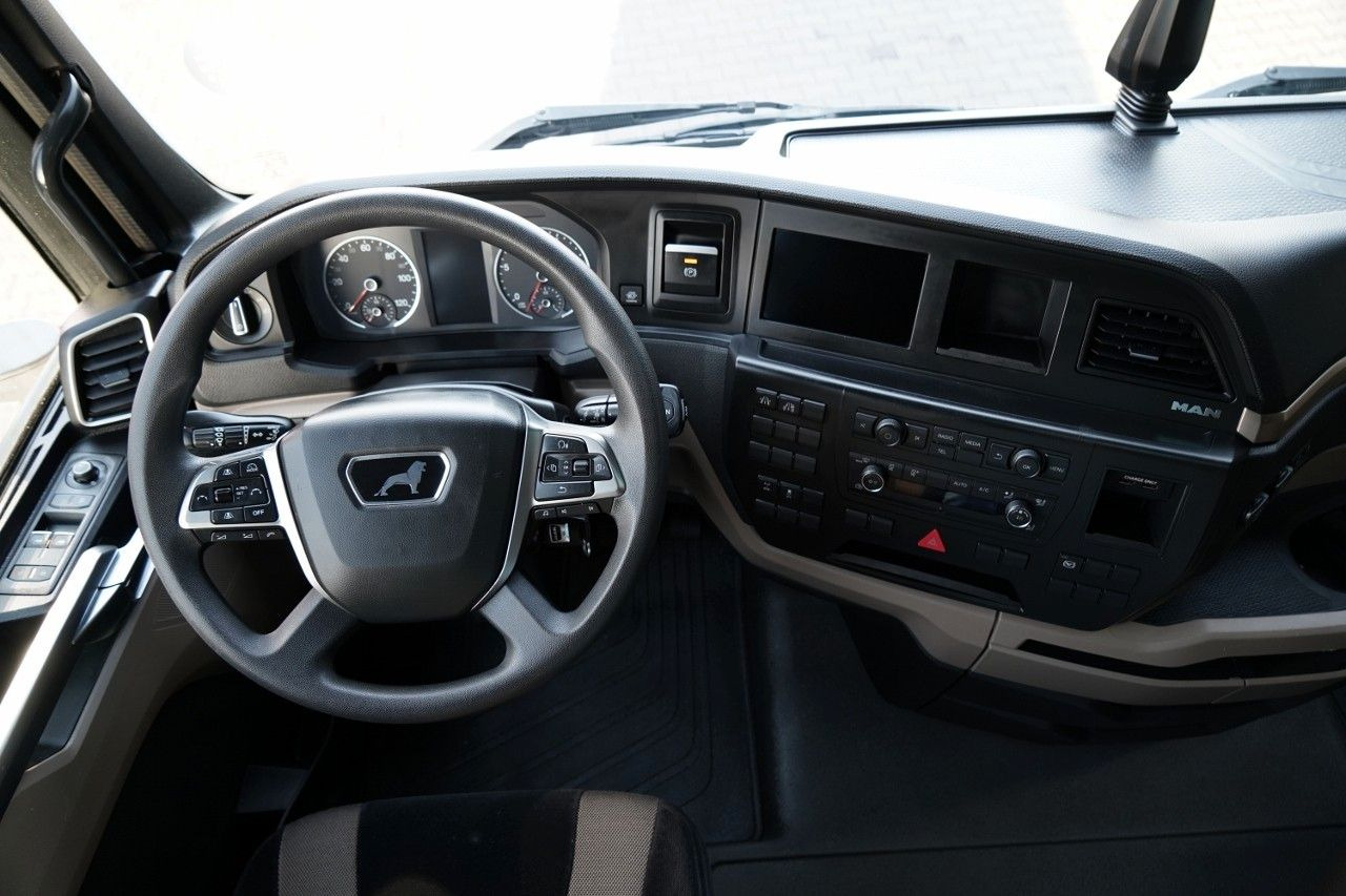 Leasing of  MAN TGX 18.510 / GM / RETARDER / NAVI / OPONY 100% MAN TGX 18.510 / GM / RETARDER / NAVI / OPONY 100%: picture 28