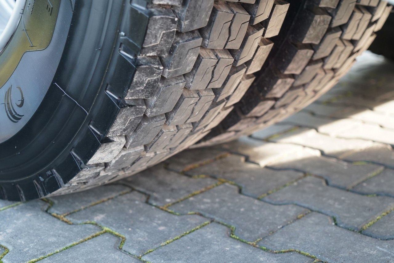 Leasing of  MAN TGX 18.510 / GM / RETARDER / NAVI / OPONY 100% MAN TGX 18.510 / GM / RETARDER / NAVI / OPONY 100%: picture 20