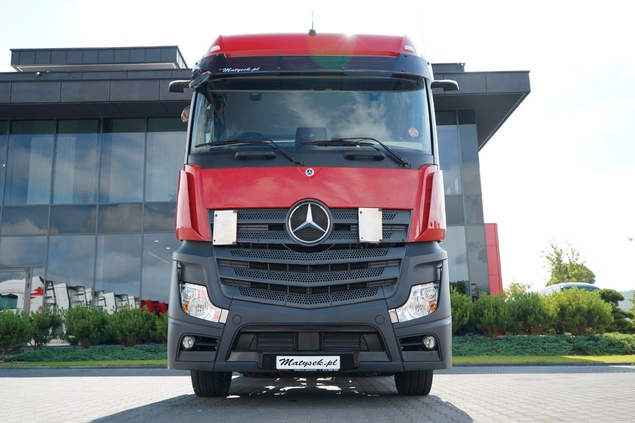 Mercedes-Benz ACTROS 1845 / LOW DECK / MEGA / BIG SPACE / PO K - Tractor unit: picture 3 Mercedes-Benz ACTROS 1845 / LOW DECK / MEGA / BIG SPACE / PO K - Tractor unit: picture 3