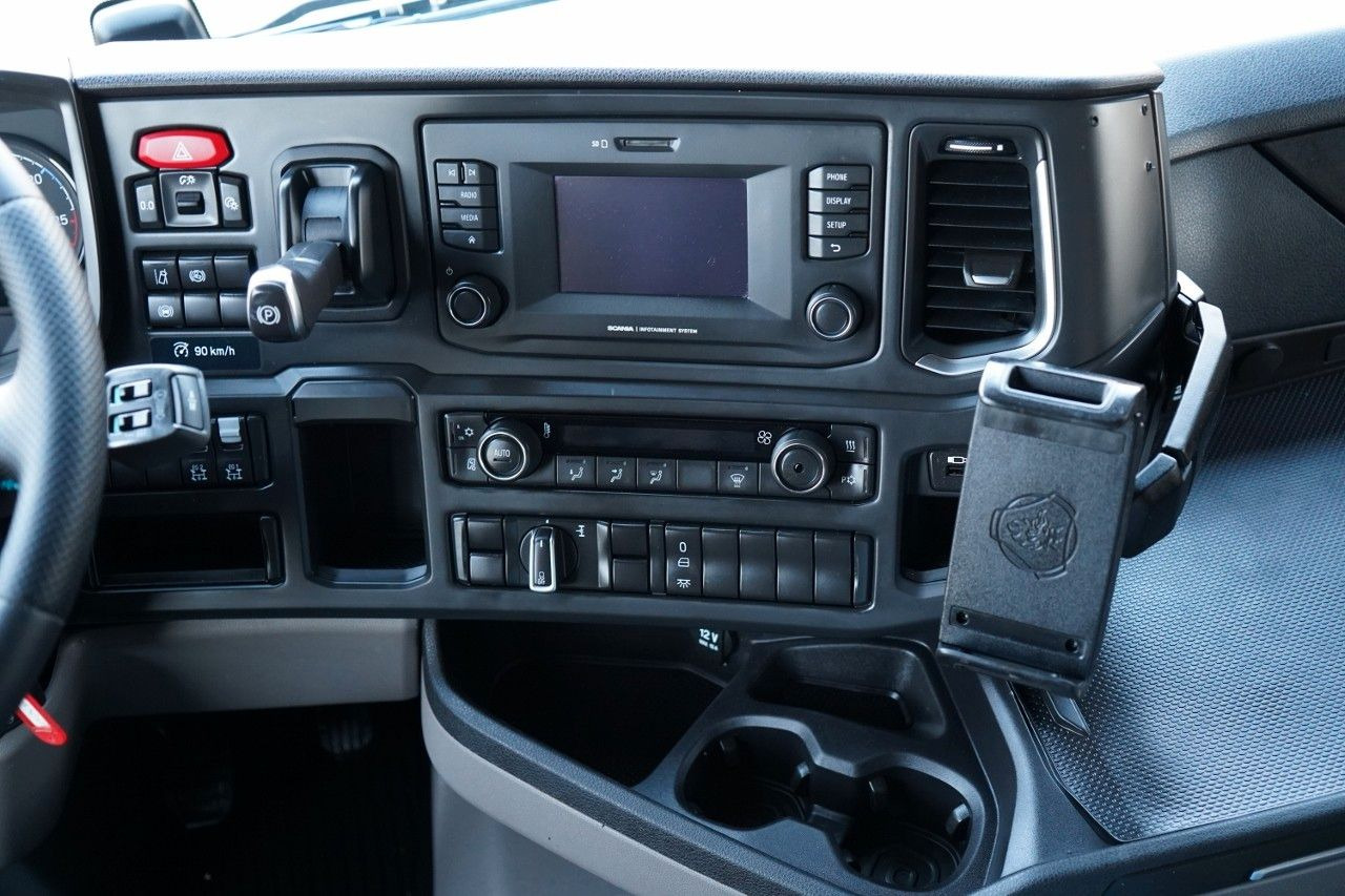 Leasing of  Scania R 450 / RETARDER / HYDRAULIKA / I-PARK COOL / AL Scania R 450 / RETARDER / HYDRAULIKA / I-PARK COOL / AL: picture 29