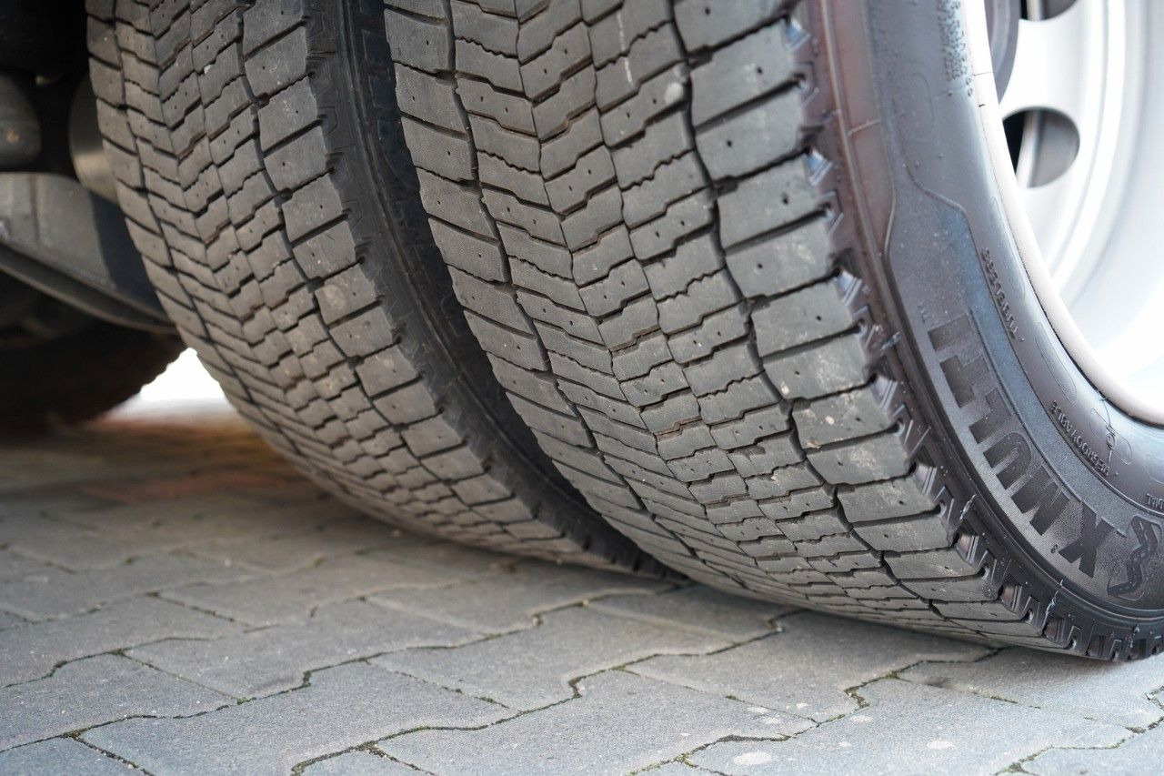 Curtainsider truck Volvo FH 500 / 6x2 / FIRANKA - 7,7 m / 2023 / KLIMA PO: picture 13