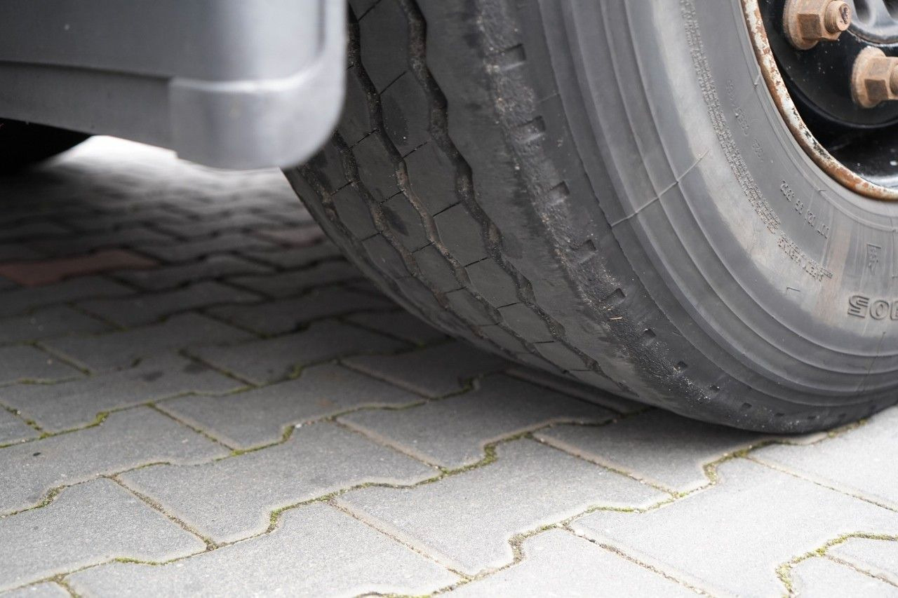 Dropside/ Flatbed semi-trailer ZASŁAW PLATFORMA NISKOPODWOZIOWA + HAKI PODKONTENERY: picture 16 Dropside/ Flatbed semi-trailer ZASŁAW PLATFORMA NISKOPODWOZIOWA + HAKI PODKONTENERY: picture 16