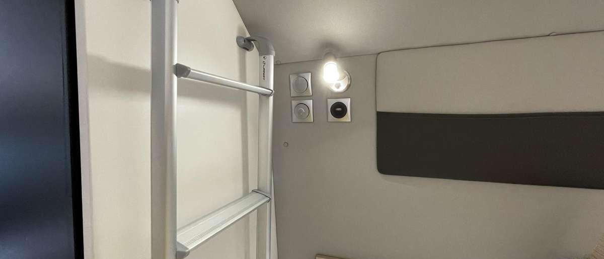 Camper van Adria Twin 600 SP Family: picture 15