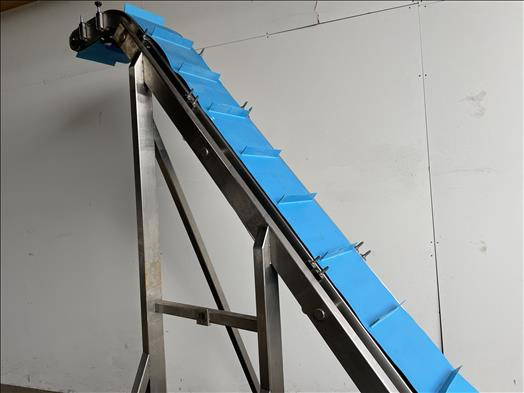 NNP Flighted elevator conveyor - Conveyor: picture 2 NNP Flighted elevator conveyor - Conveyor: picture 2