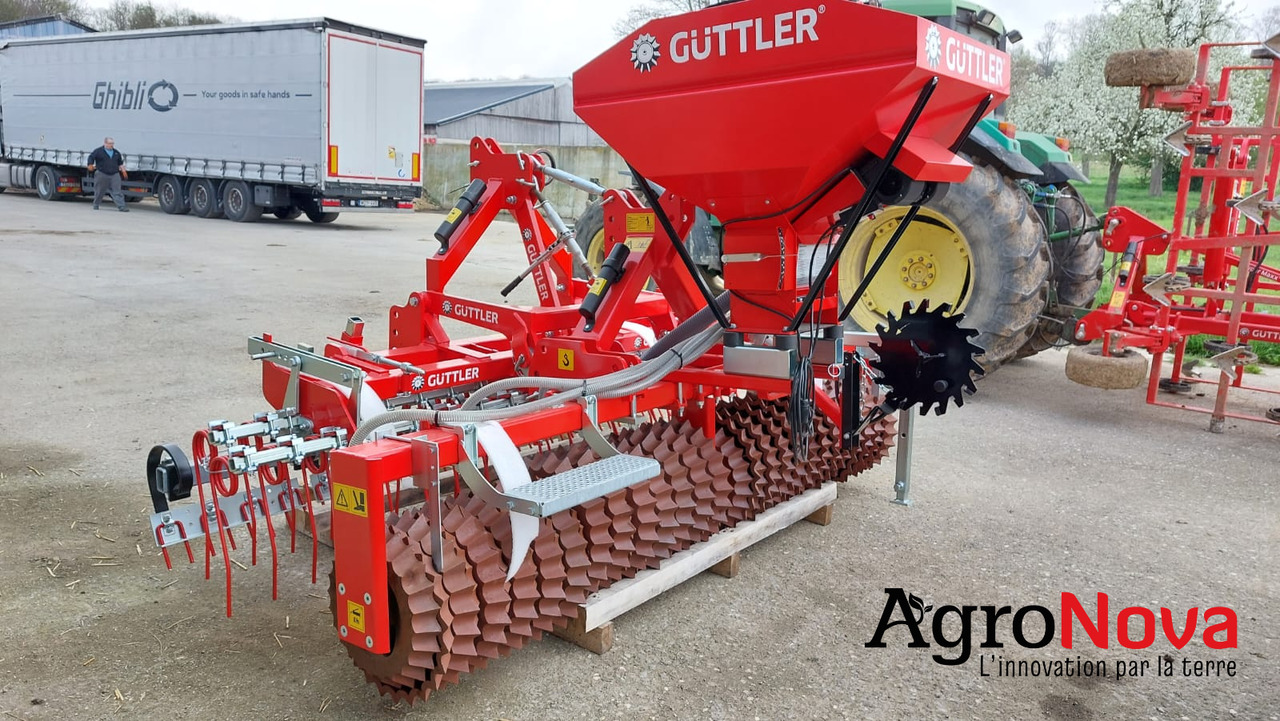 Güttler GreenMaster300 Sursemis - Combine seed drill: picture 1 Güttler GreenMaster300 Sursemis - Combine seed drill: picture 1