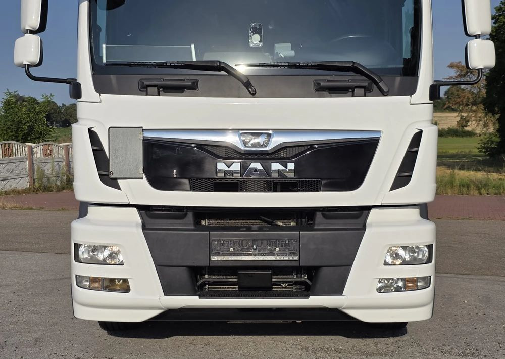 MAN TGM 15.290 / BURTO-FIRANKA / CAŁY NA PODUSZKACH /KLIMA POSTOJOWA / 2018R / NISKI PRZEBIEG / 18 PALET / E6 / JAK NOWY / WINDA / - Curtainsider truck: picture 4 MAN TGM 15.290 / BURTO-FIRANKA / CAŁY NA PODUSZKACH /KLIMA POSTOJOWA / 2018R / NISKI PRZEBIEG / 18 PALET / E6 / JAK NOWY / WINDA / - Curtainsider truck: picture 4