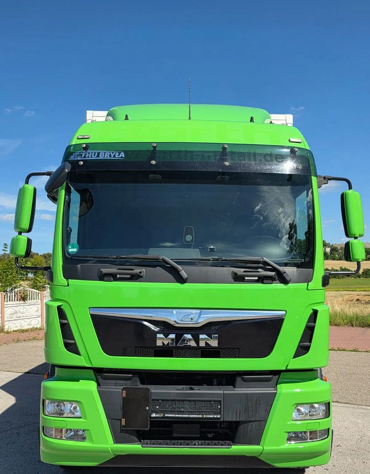 MAN TGM 18.340 / 18.290 / 15.290 / IZOTERMA / WINDA / 19PALET /E6 / SPROWADZONY / AUTOMAT / SYPIALKA / PIERWSZY WŁAŚCICIEL / BOCZNE DRZWI / STAN BARDZO DOBRY - Refrigerator truck: picture 3 MAN TGM 18.340 / 18.290 / 15.290 / IZOTERMA / WINDA / 19PALET /E6 / SPROWADZONY / AUTOMAT / SYPIALKA / PIERWSZY WŁAŚCICIEL / BOCZNE DRZWI / STAN BARDZO DOBRY - Refrigerator truck: picture 3