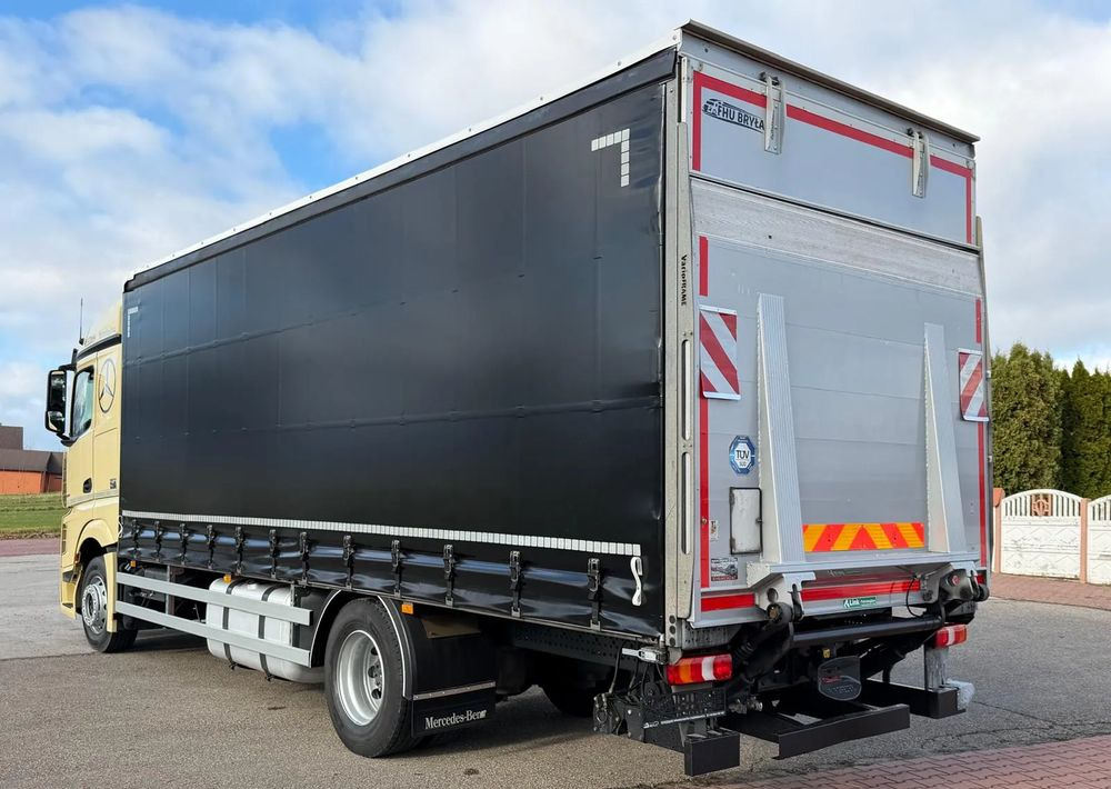Mercedes-Benz ACTROS 1846 / FIRANKA / WINDA / 18 EUROPALET / AUTOMAT / Z NIEMIEC / 2019 / PRZEBIEG 370 TYŚ KM - Curtainsider truck: picture 4 Mercedes-Benz ACTROS 1846 / FIRANKA / WINDA / 18 EUROPALET / AUTOMAT / Z NIEMIEC / 2019 / PRZEBIEG 370 TYŚ KM - Curtainsider truck: picture 4