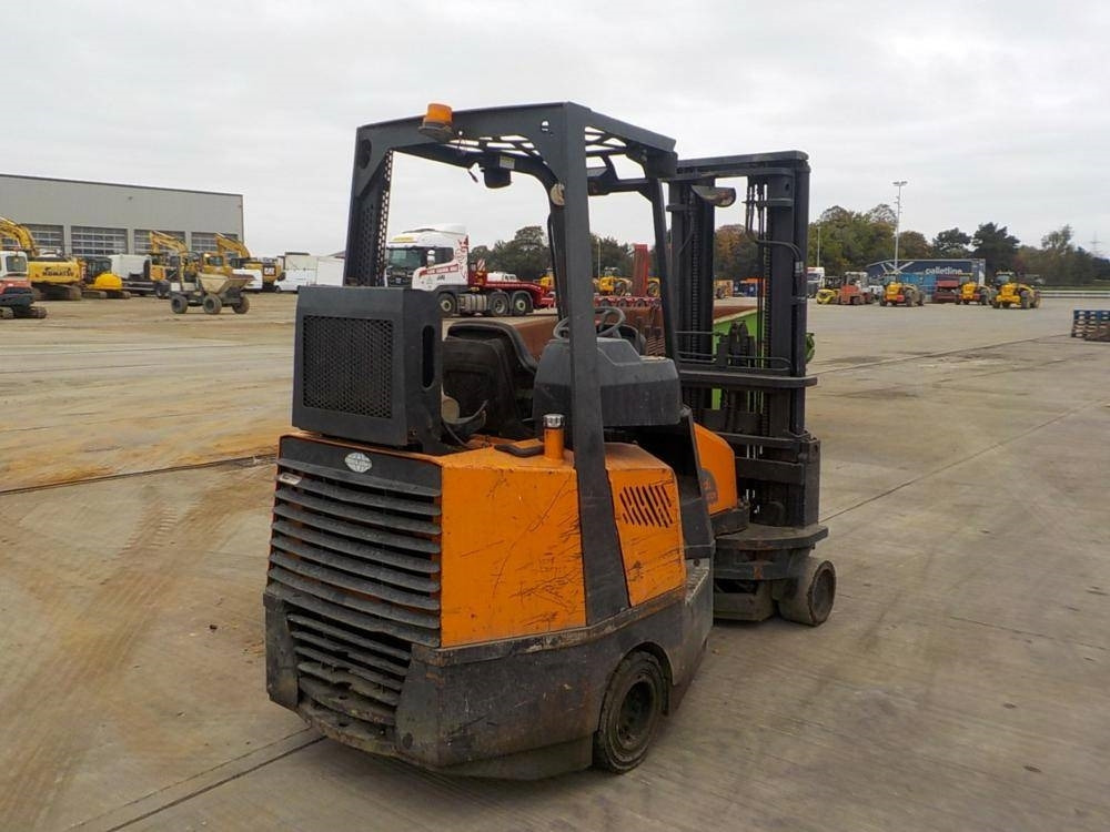 Bendi 20S Aisle Master - LPG forklift: picture 3 Bendi 20S Aisle Master - LPG forklift: picture 3