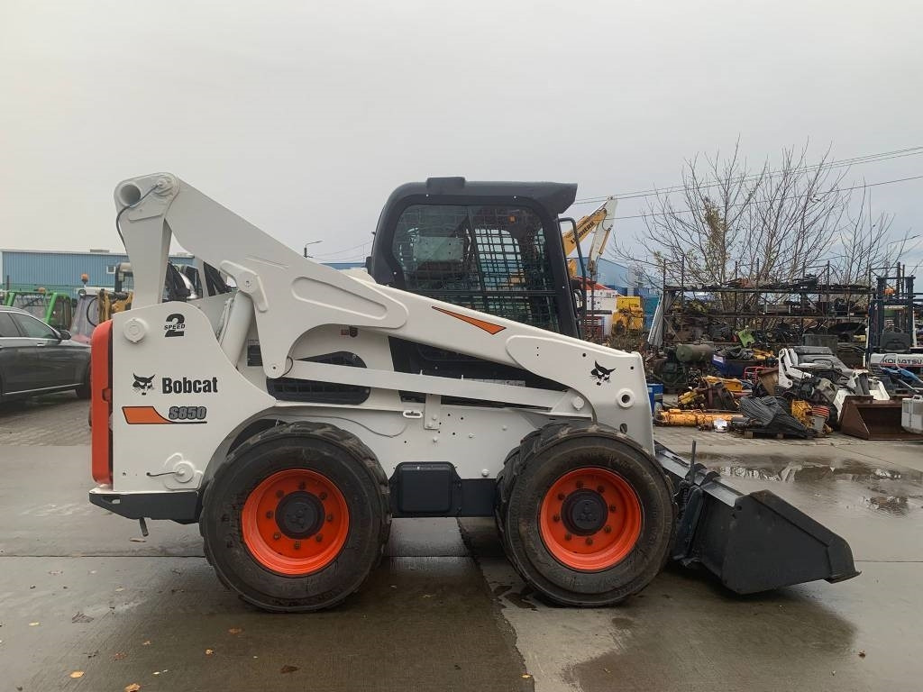 Bobcat S 850 - Skid steer loader: picture 5 Bobcat S 850 - Skid steer loader: picture 5