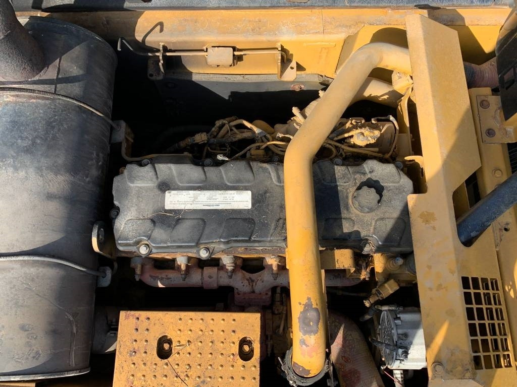 Crawler excavator CAT 336D2: picture 12