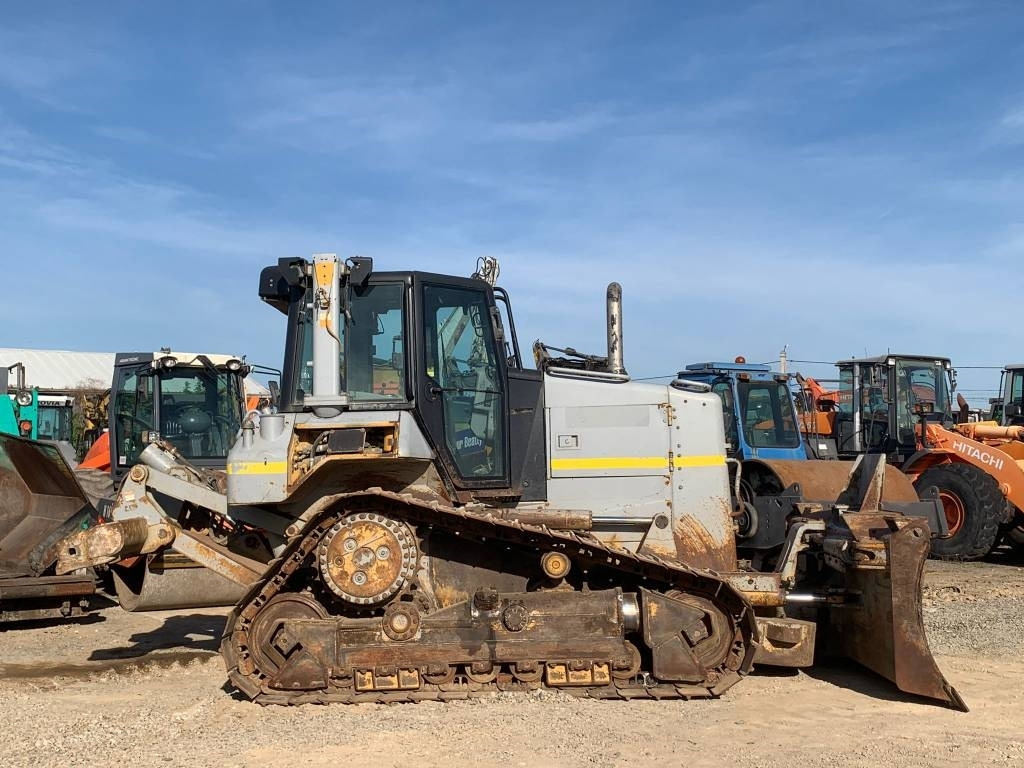 CAT D 6 N - Bulldozer: picture 3 CAT D 6 N - Bulldozer: picture 3