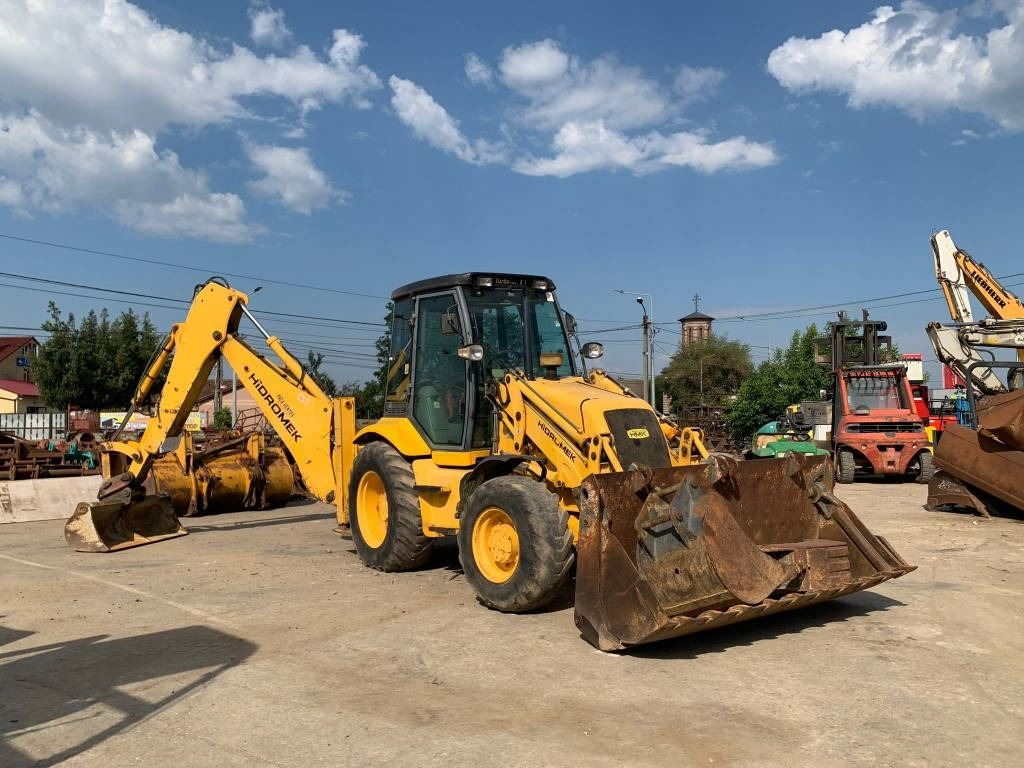 Hidromek HMK 102 - Backhoe loader: picture 2 Hidromek HMK 102 - Backhoe loader: picture 2