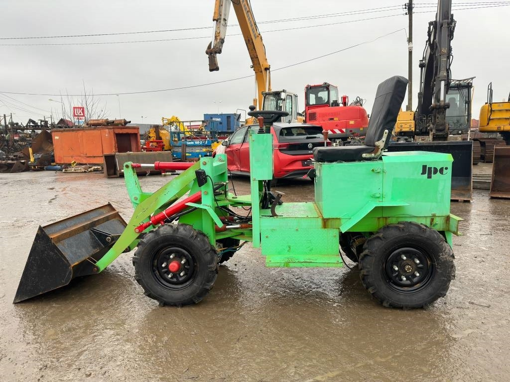JPC ME18 - Compact loader: picture 2 JPC ME18 - Compact loader: picture 2