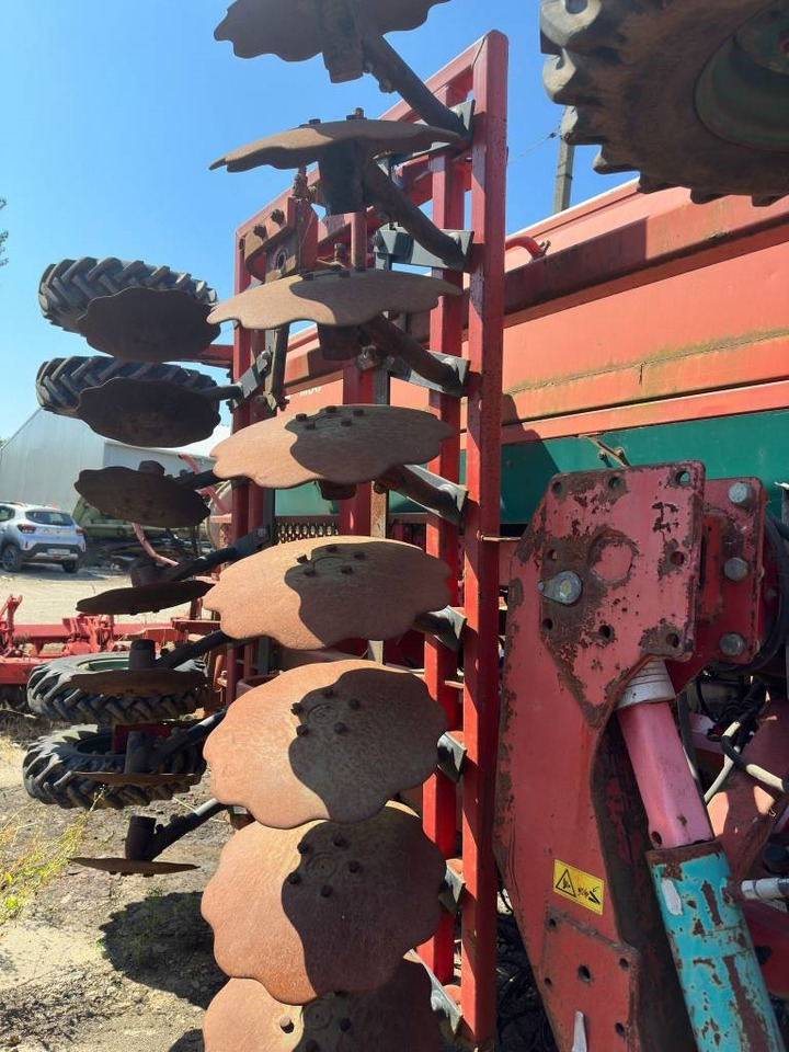 Kverneland Accord MSC - Combine seed drill: picture 4 Kverneland Accord MSC - Combine seed drill: picture 4