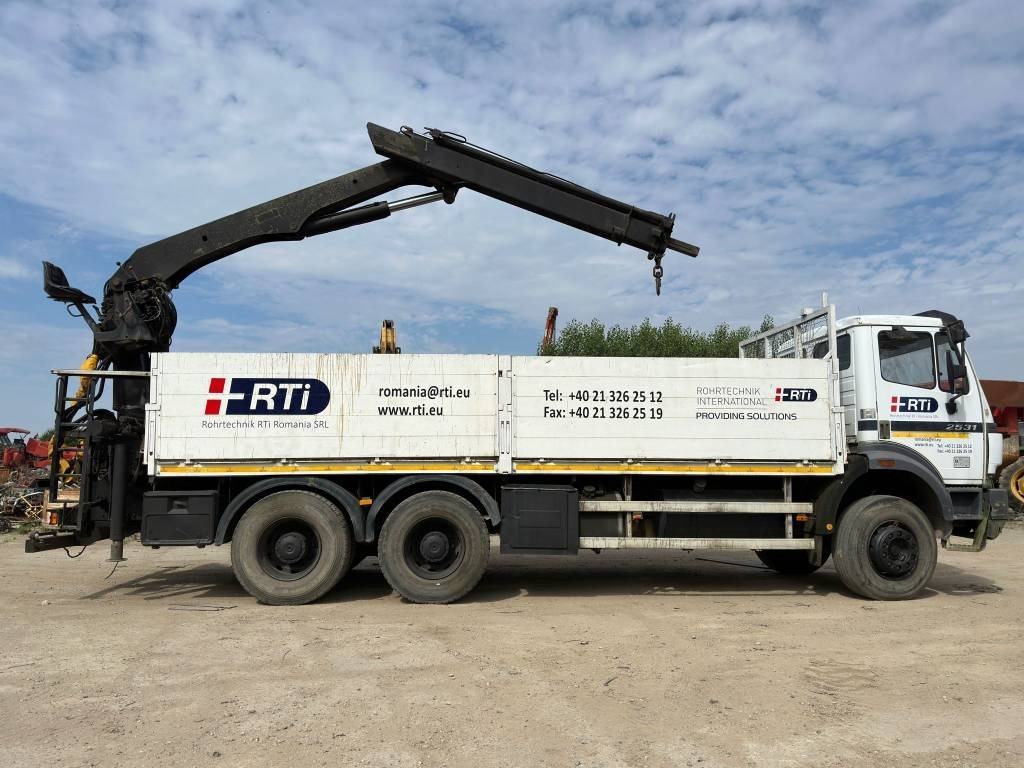 Mercedes-Benz 2531 - Crane truck, Dropside/ Flatbed truck: picture 2 Mercedes-Benz 2531 - Crane truck, Dropside/ Flatbed truck: picture 2