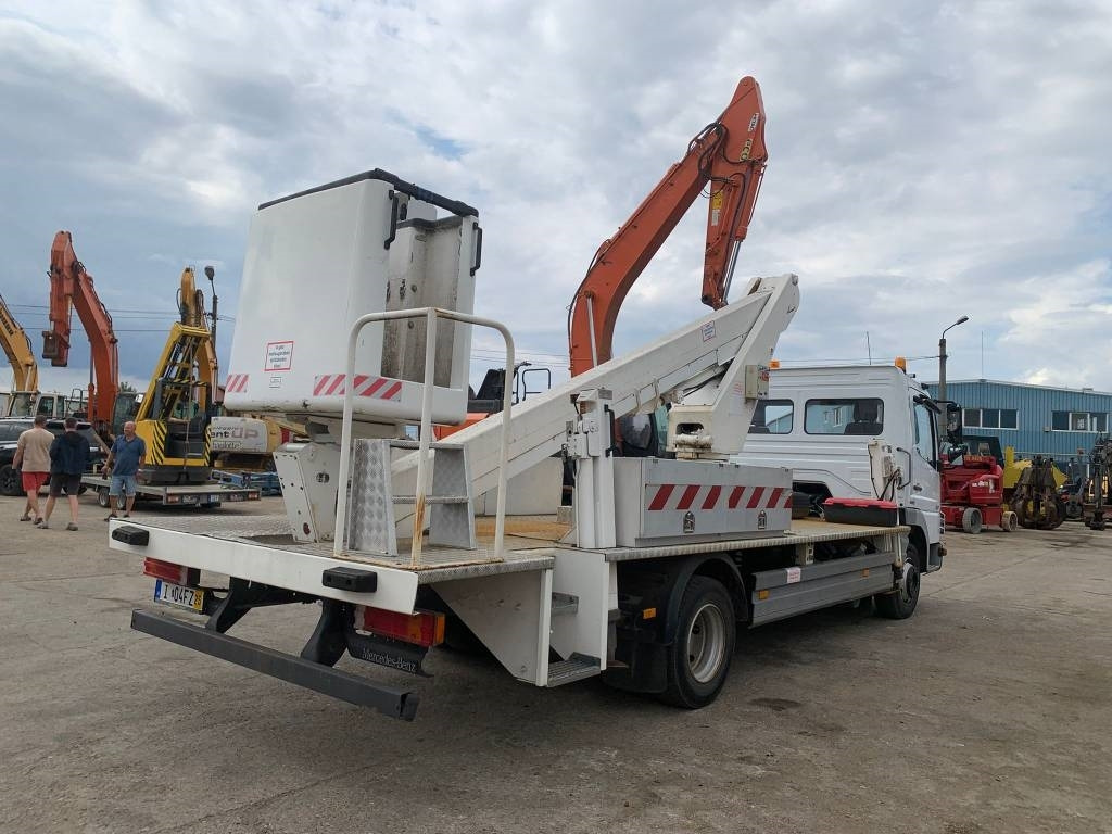 Mercedes-Benz Atego 818 - Truck mounted aerial platform: picture 4 Mercedes-Benz Atego 818 - Truck mounted aerial platform: picture 4