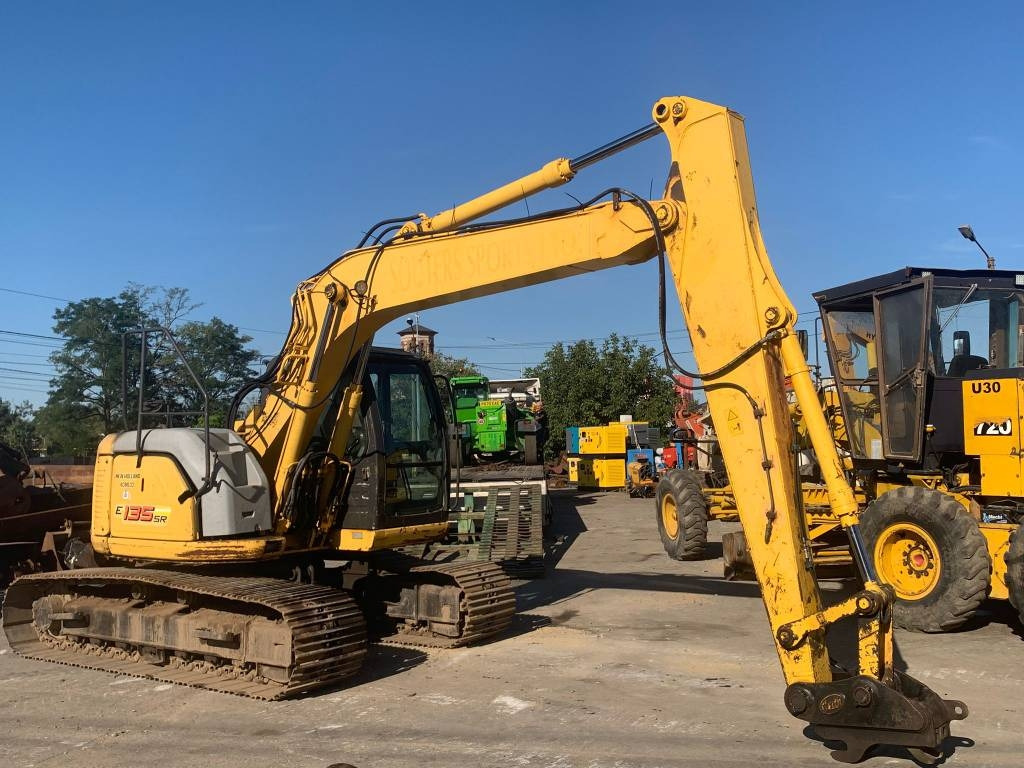 New Holland E 135 SR  - Crawler excavator: picture 1 New Holland E 135 SR  - Crawler excavator: picture 1