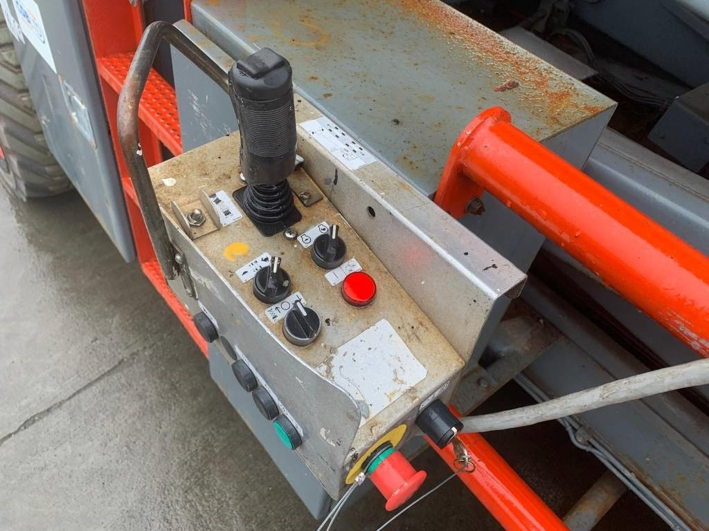 SkyJack SJ 8841 - Scissor lift: picture 5 SkyJack SJ 8841 - Scissor lift: picture 5