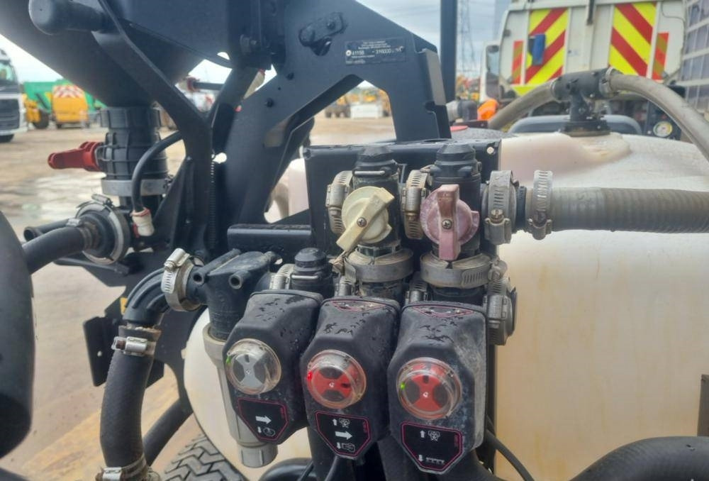 Leasing of Toro Multi Pro 1750  Toro Multi Pro 1750: picture 11 Leasing of Toro Multi Pro 1750  Toro Multi Pro 1750: picture 11