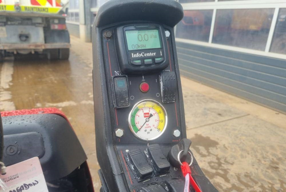 Leasing of Toro Multi Pro 1750  Toro Multi Pro 1750: picture 15 Leasing of Toro Multi Pro 1750  Toro Multi Pro 1750: picture 15