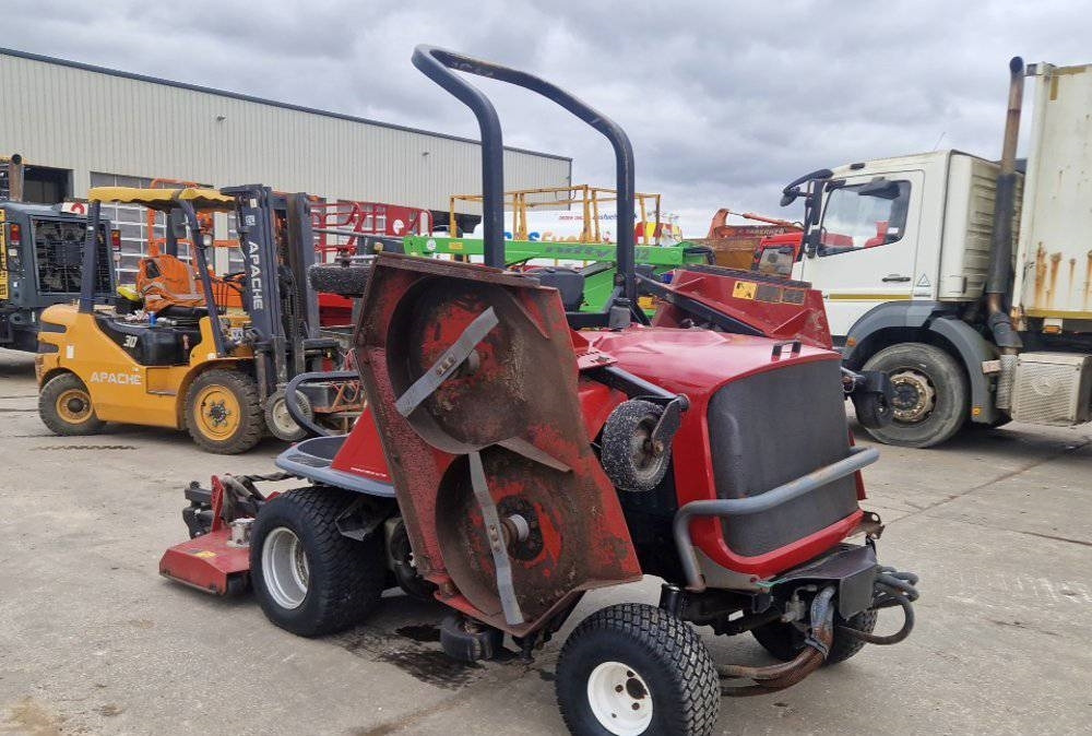 Toro R3240T - Garden mower: picture 2 Toro R3240T - Garden mower: picture 2