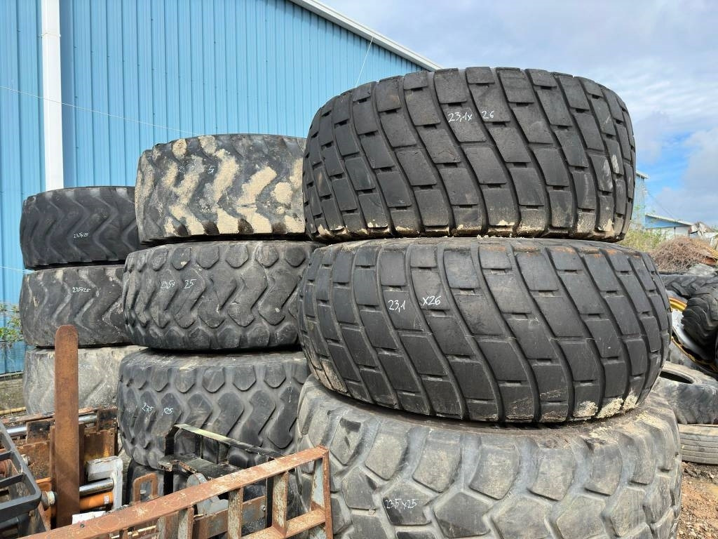 Yokohama 23.1x26 / 23.5x25 TYRES - Tire for Construction machinery: picture 3 Yokohama 23.1x26 / 23.5x25 TYRES - Tire for Construction machinery: picture 3