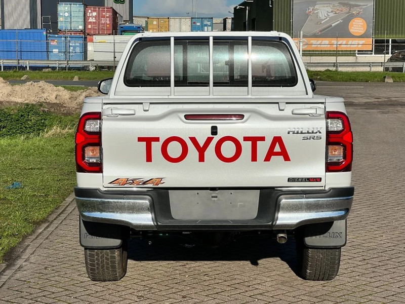Toyota Hilux GLX SR5 4x4 - 2 UNITS IN STOCK - 2.4 D Double Cab - EURO 2 - NEW!! - Pickup truck, Combi van: picture 4 Toyota Hilux GLX SR5 4x4 - 2 UNITS IN STOCK - 2.4 D Double Cab - EURO 2 - NEW!! - Pickup truck, Combi van: picture 4
