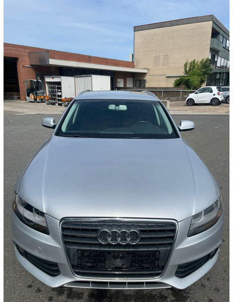 Audi A4 - Car: picture 4 Audi A4 - Car: picture 4