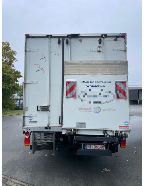 Iveco ML120E25 - Refrigerator truck: picture 3 Iveco ML120E25 - Refrigerator truck: picture 3