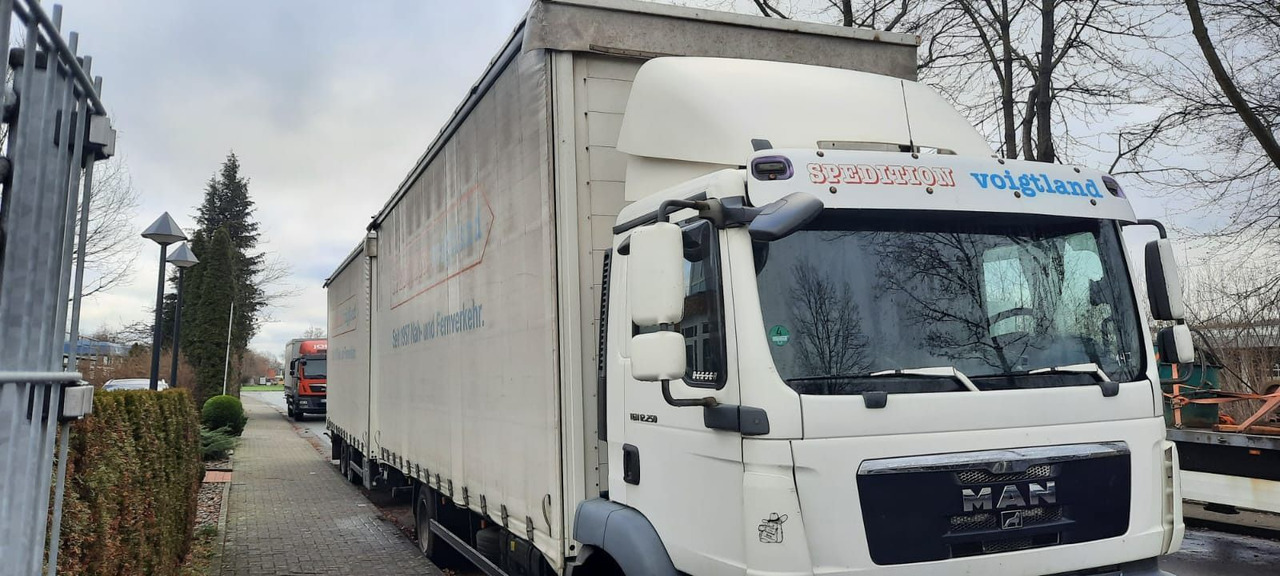 MAN 12.250 TGM Jumbo Mit Anhänger - Curtainsider truck, Curtainsider trailer: picture 2 MAN 12.250 TGM Jumbo Mit Anhänger - Curtainsider truck, Curtainsider trailer: picture 2