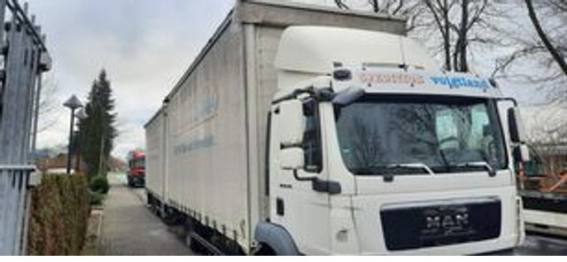 MAN TGM 12.250PS Plane/Spr.mit Anh. 120m3 - Curtainsider truck: picture 2 MAN TGM 12.250PS Plane/Spr.mit Anh. 120m3 - Curtainsider truck: picture 2