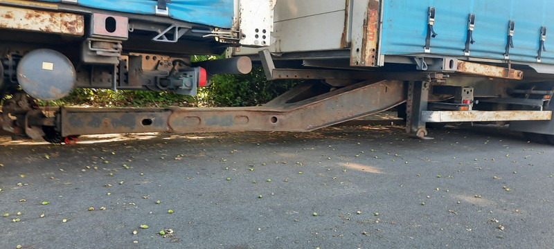 Curtainsider truck Mercedes-Benz 2642 Jumbozug Mit Hänger: picture 8