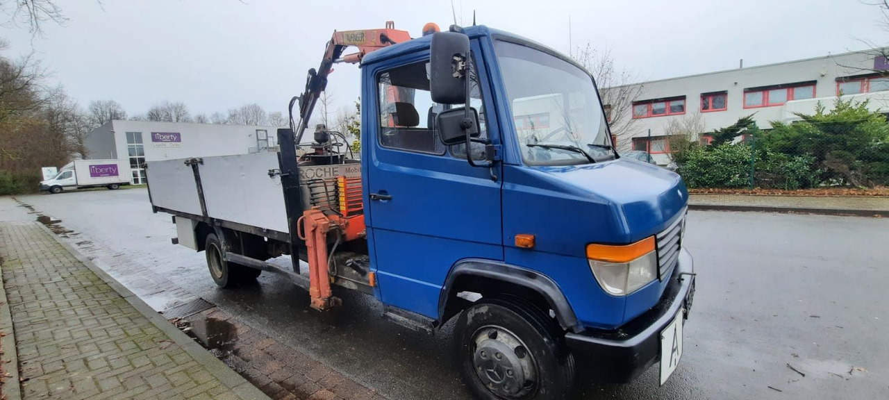 Mercedes-Benz 814 Pritsche mit Kran+Greifer - Flatbed van: picture 4 Mercedes-Benz 814 Pritsche mit Kran+Greifer - Flatbed van: picture 4